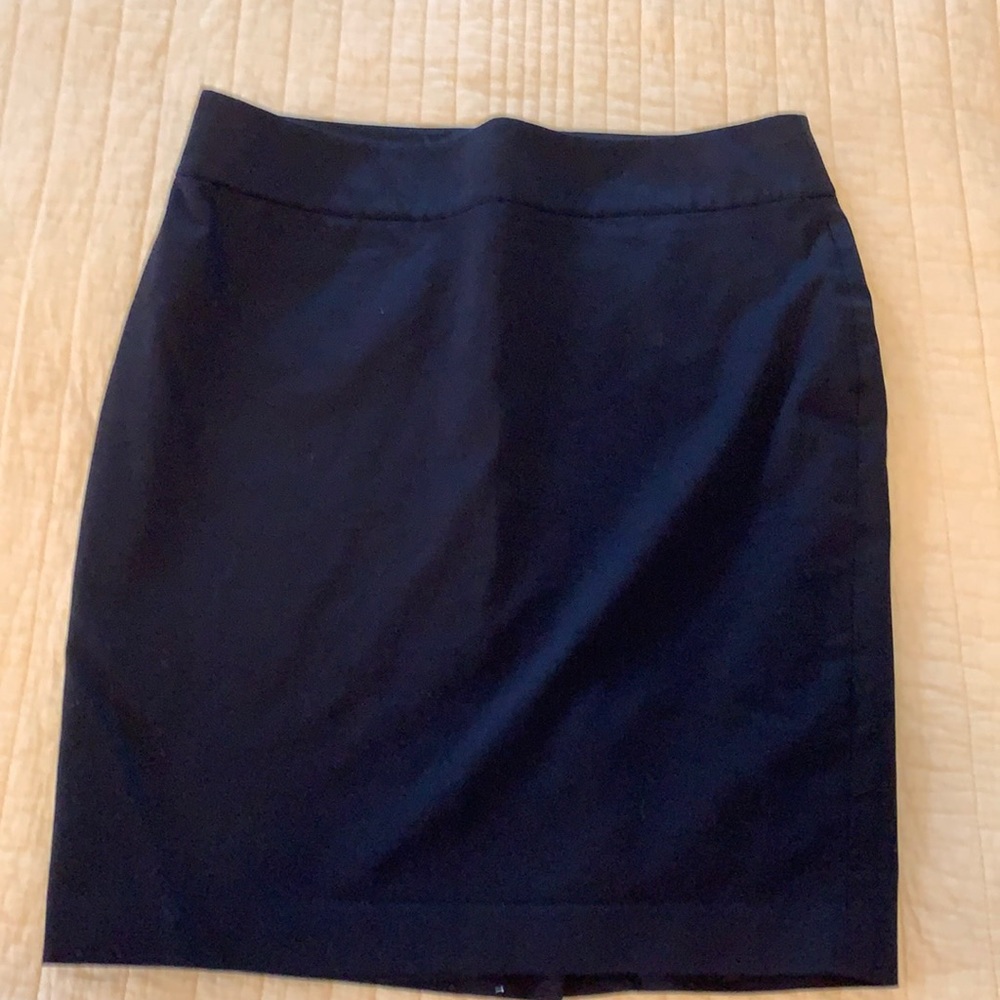 Ann Taylor black pencil skirt, 10P